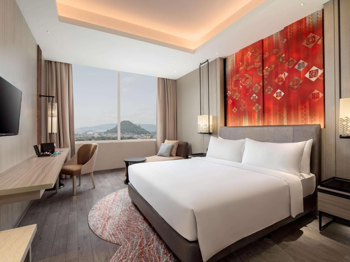 Radisson Lampung Kedaton Hotel 4*