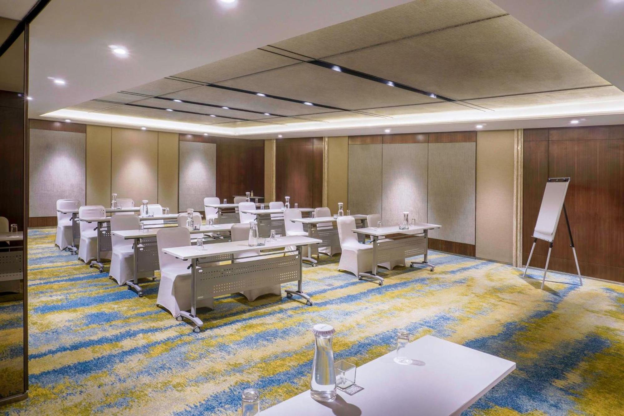 Hotel Radisson Lampung Kedaton 4*